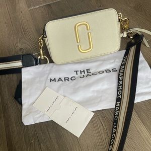 Marc Jacobs Snapshot Crossbody Bag